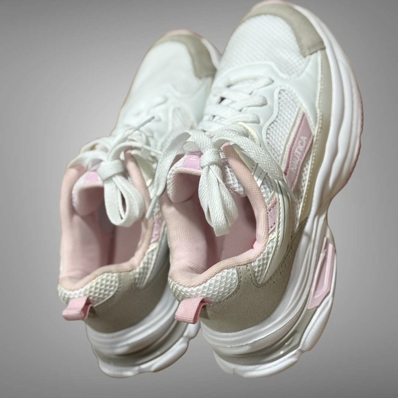 Nautica Big Girls Athletic Sneakers - Chunky Cushion Heel Size 4 - Picture 5 of 16